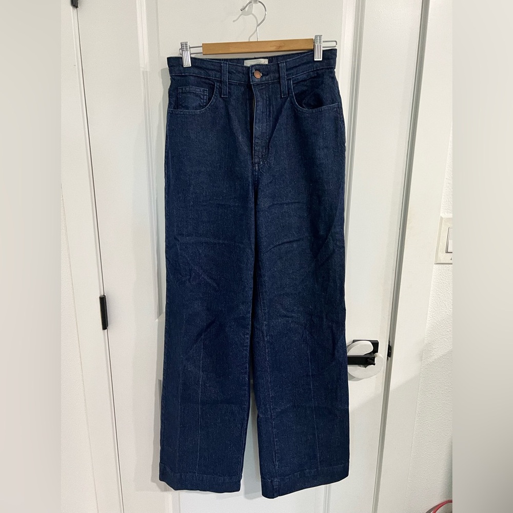 Universal Thread Women's Highwaisted Dark Blue Jeans